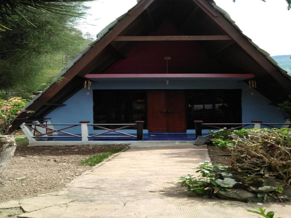 Roman Sinasi Hotel Tongging Bagian luar foto