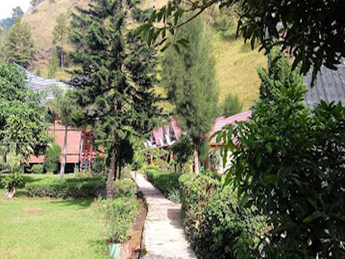 Roman Sinasi Hotel Tongging Bagian luar foto